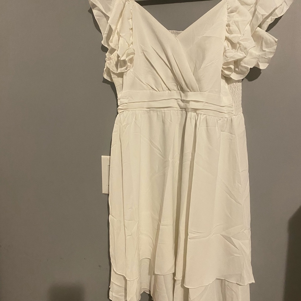 Elegant White Midi Dress - Picture 3 of 4